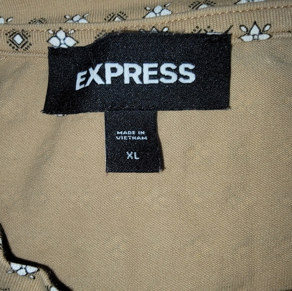 Express Tan Short Sleeve Tee with Checkered Pattern - Picture 2 of 6